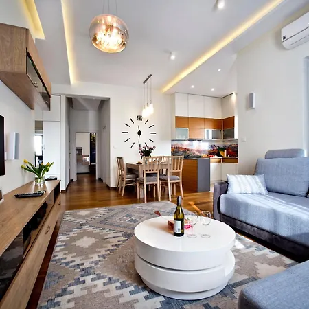 Jana Kazimierza - Wola Apartment